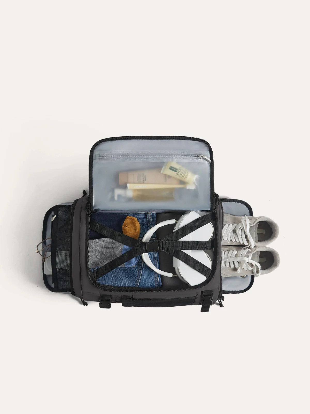 Blast 38L Mesh Travel Backpack - Image 10