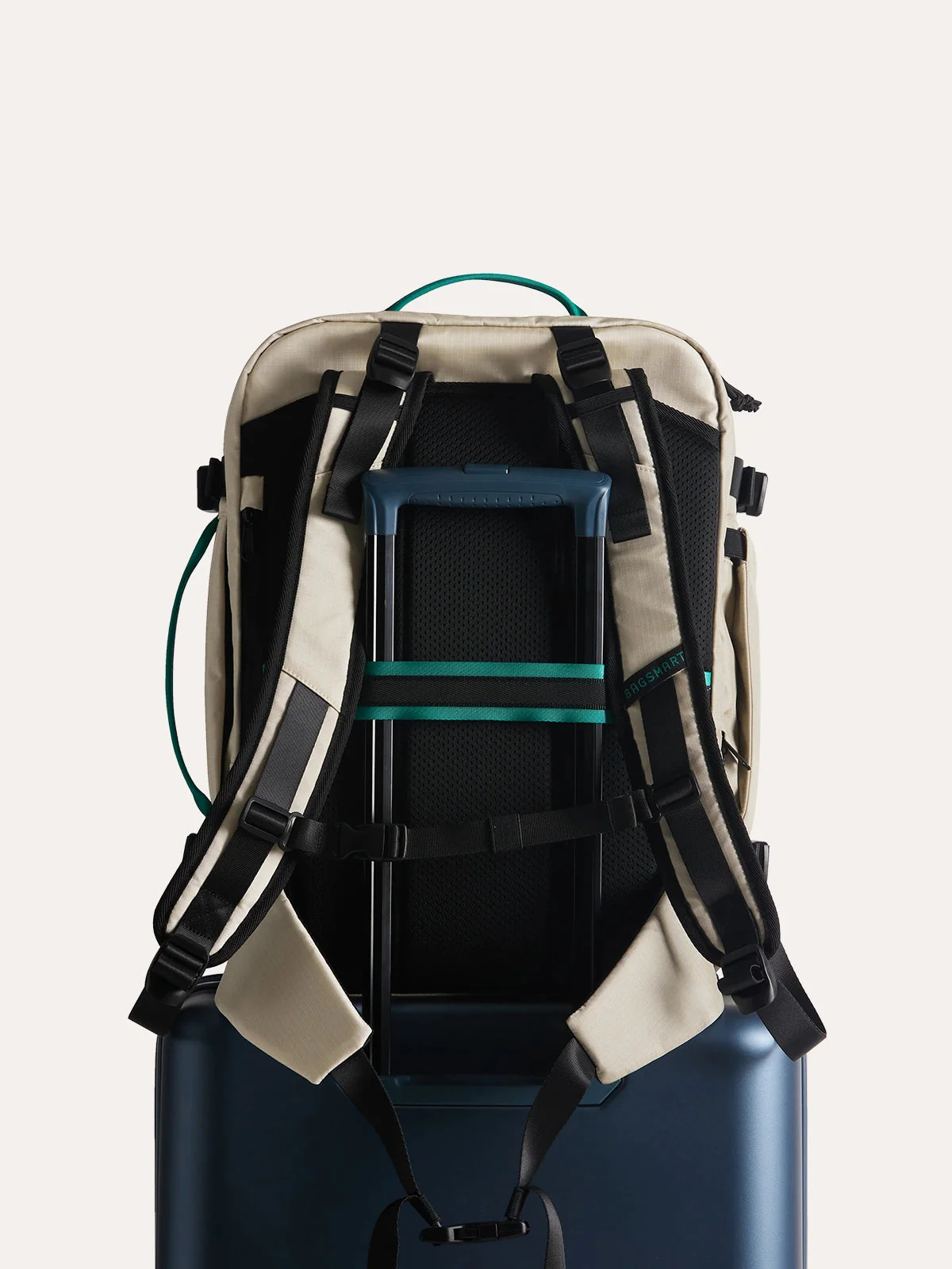 Blast Pro 40L Travel Backpack - Image 5