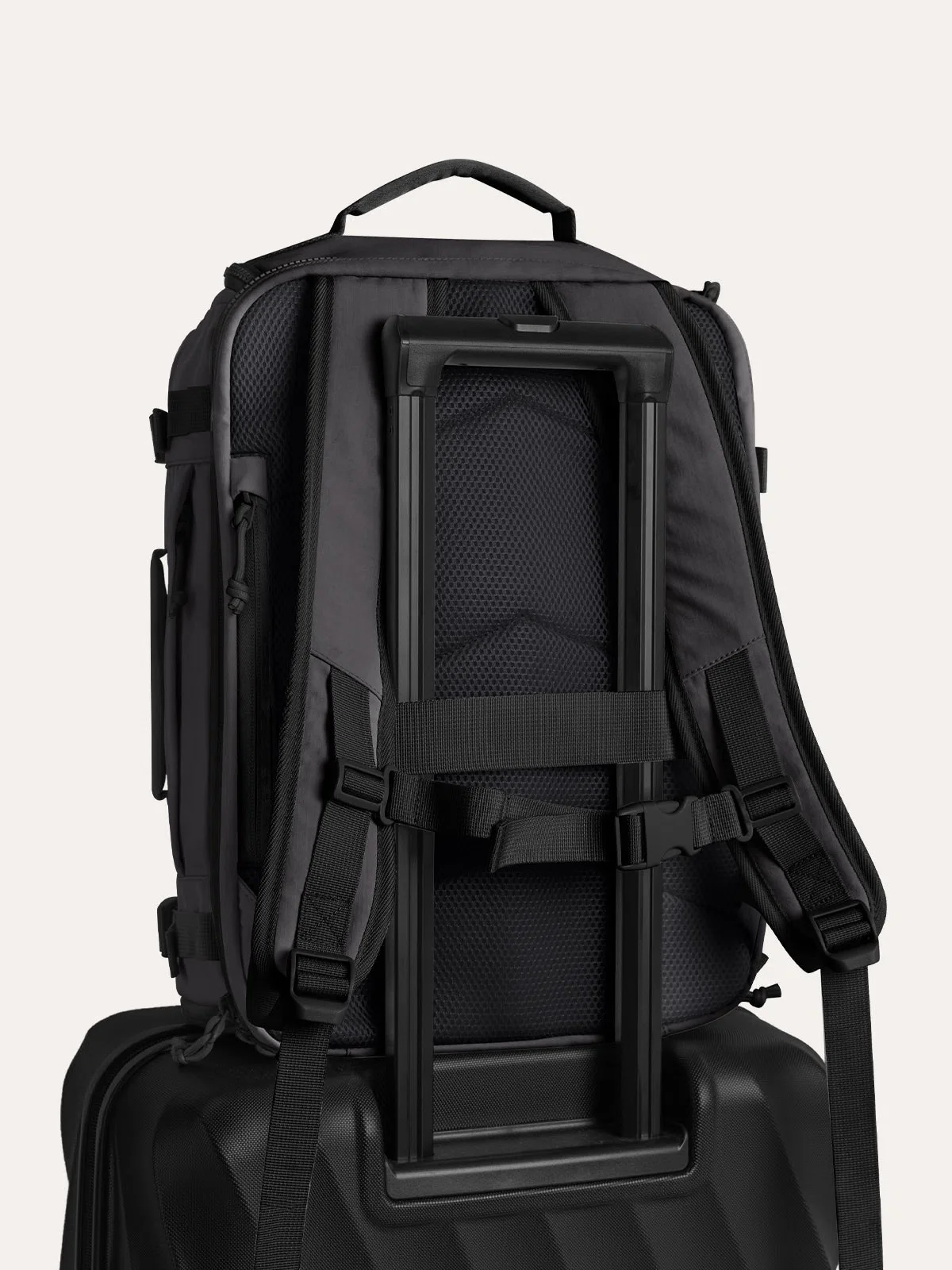 Blast 38L Travel Backpack - Image 12