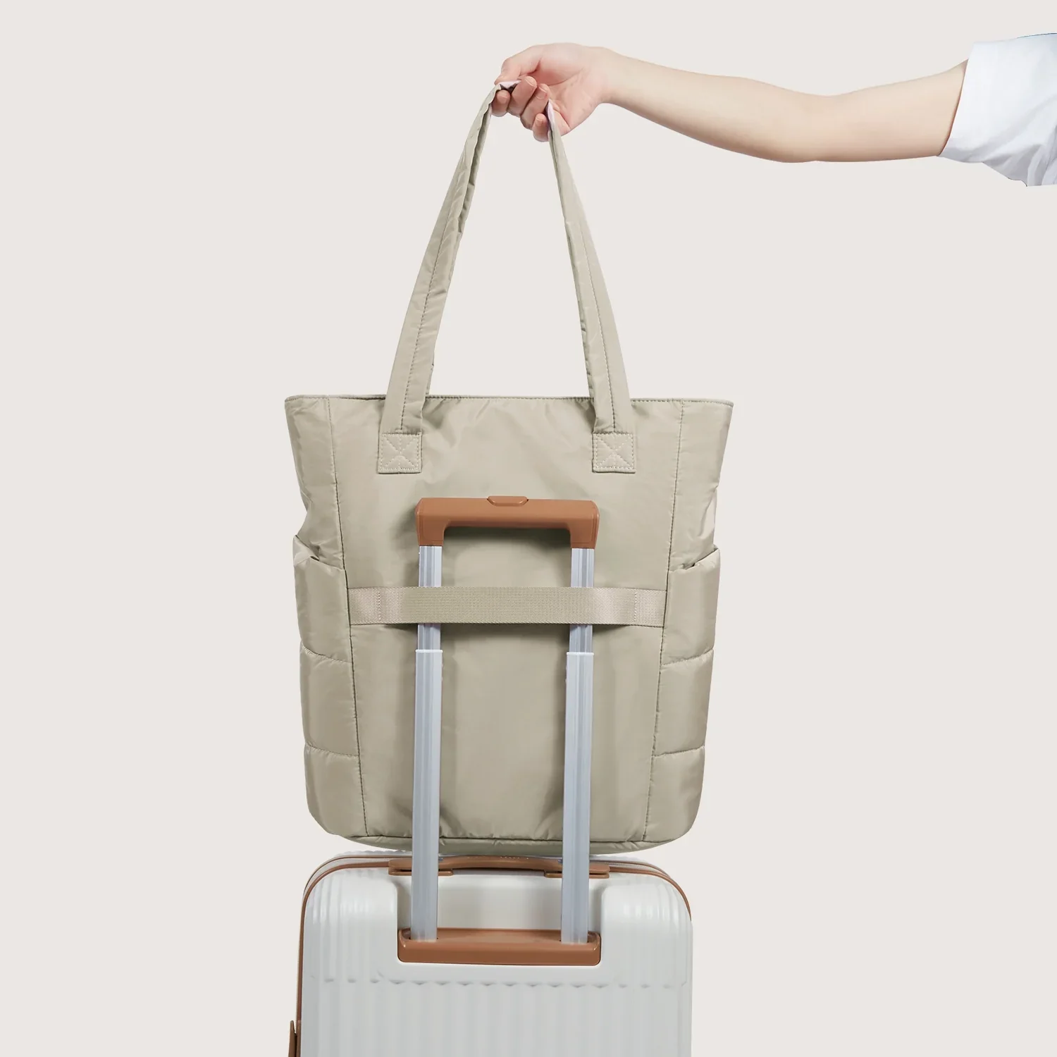 (FREE GIFT)Bubble 21L Puffy Tote - Image 11